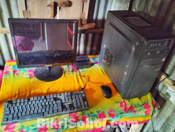 Desktop computer